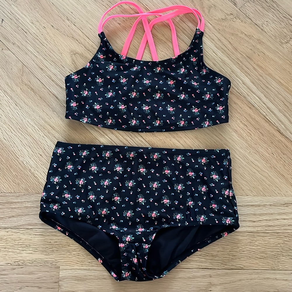 Gap girls swimsuit size medium